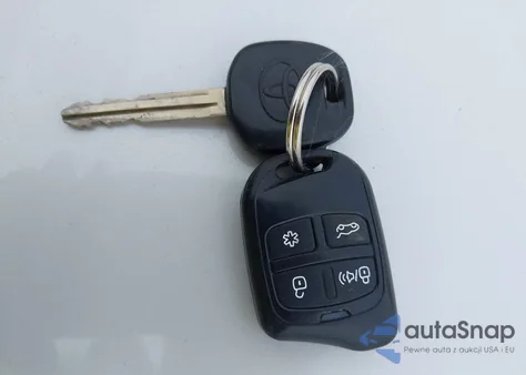 2016 Toyota Tacoma Sr z USA, uszkodzony, nr VIN 5TFSX5EN1GX041468